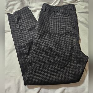 Torrid Denim Houndstooth Black Plus Size Jeans!